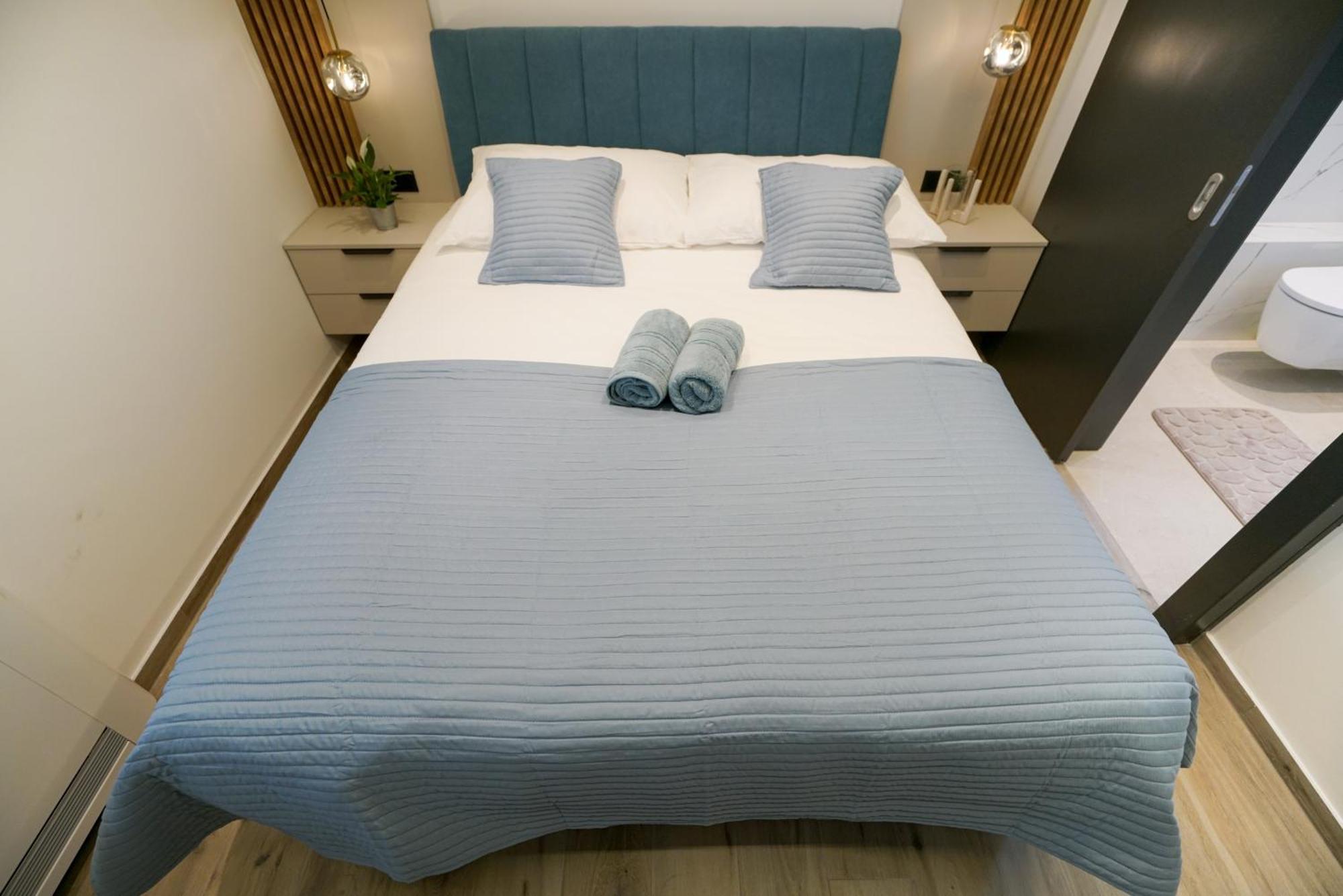 Luxury Apartments Vista Petrcane Room photo